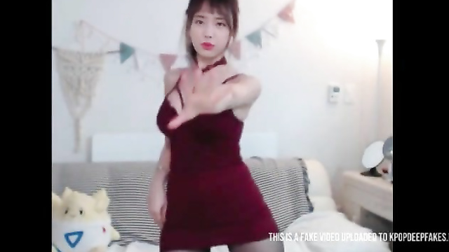 IU KPop Deepfake Porn [아이유 딥페이크 포르노] Sexy Dance