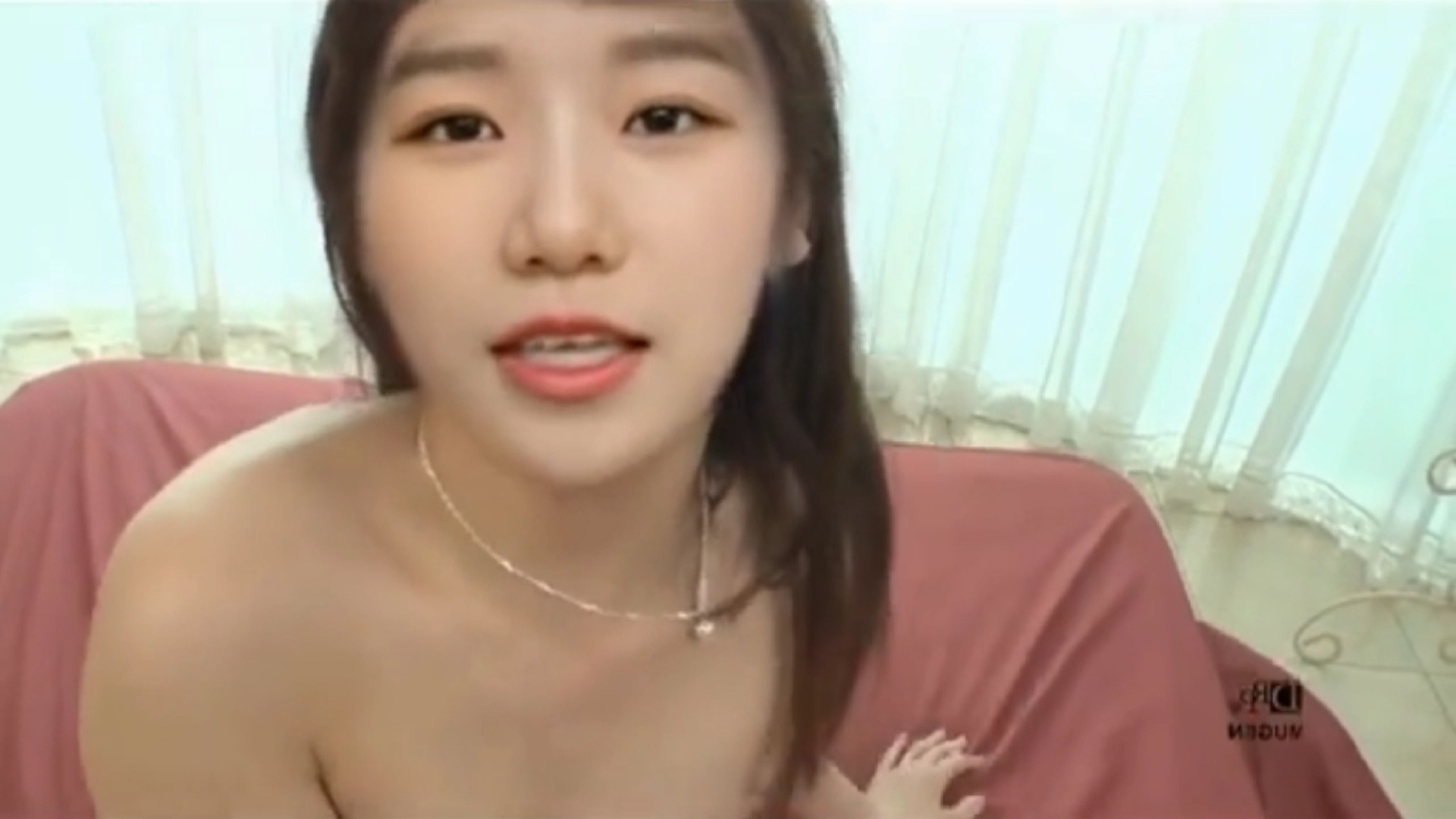 Yuri (Jo Yu Ri / IZ*ONE ) fake sex video | SexCelebrity