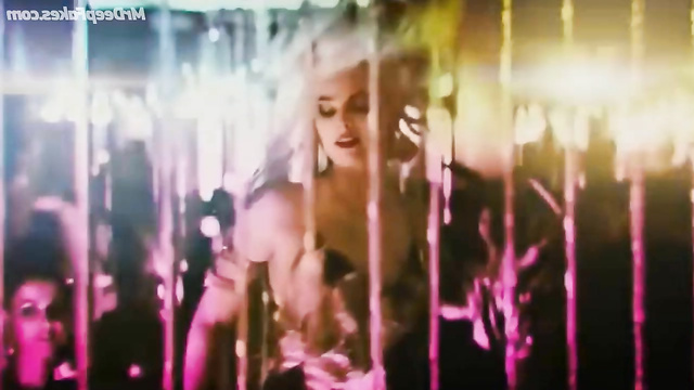 Margot Robbie deepfake as sexy Harley Quinn is orgasming from sex toys