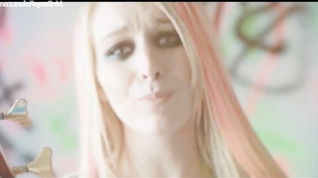 Porn music video with Avril Lavigne