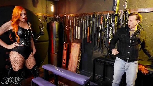 WWE's Becky Lynch is definitely THE MAN as she fucks this guy in her dungeon