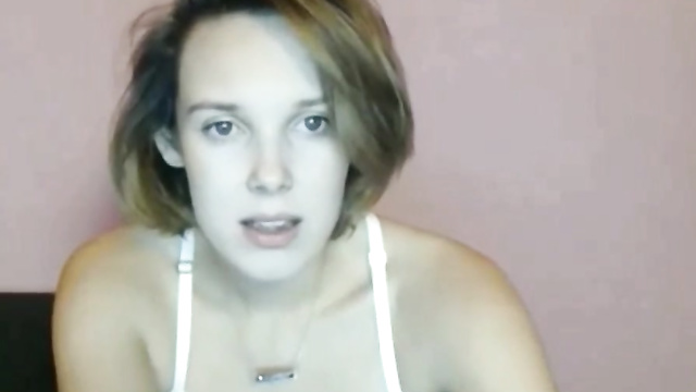AI Millie Bobby Brown without makeup showed boobs to fans