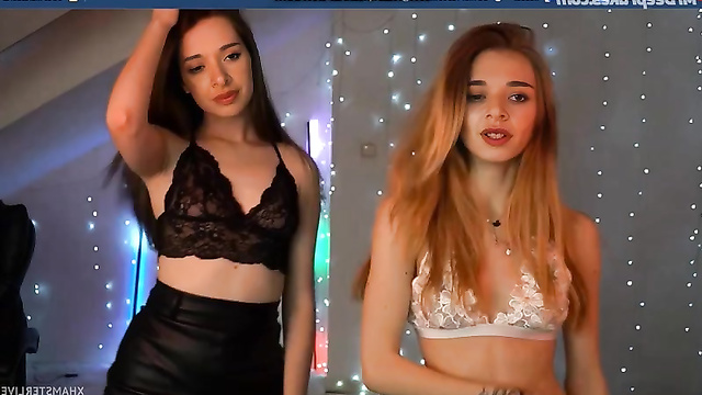 Sexy twins Jenny Carrera and Wendy Carrera dance on webcam