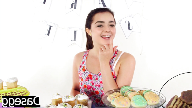Naked Maisie Williams and a lot of sweets
