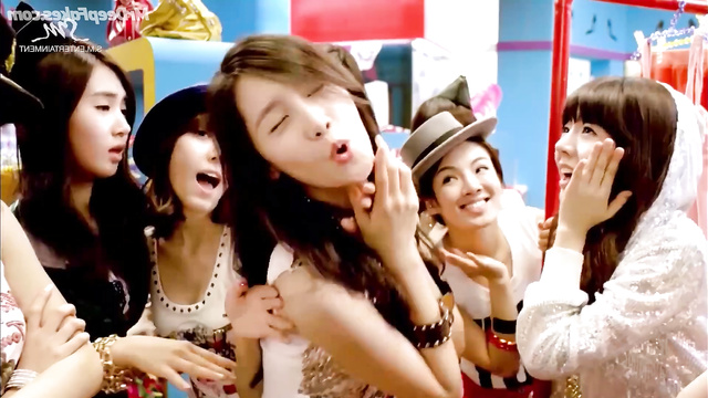SNSD (소녀시대) Kpop music video full of blowjobs and cum (케이팝 뮤직비디오)