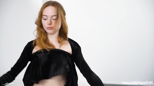 Emma Stone participates in a nude photo shoot