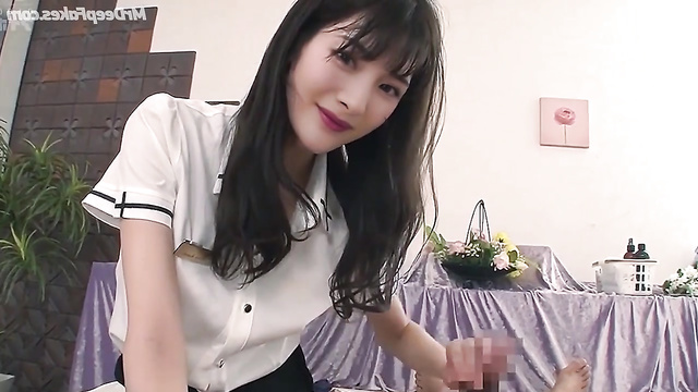 Yang Mi celebrity sex video during her working day / 杨幂 深假色情