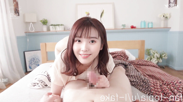 Incredible cutie IU (아이유) gives a sweet blowjob (사까시) deepfakekpop