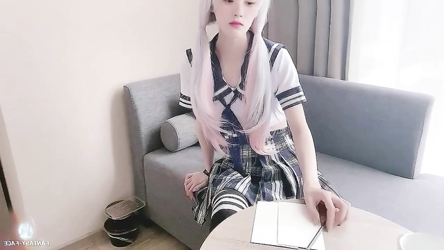 C-pop Ju Jingyi (流行音乐 鞠婧祎) SNH48 sucks a small cock 很烂 一个 小 公鸡 [PREMIUM]