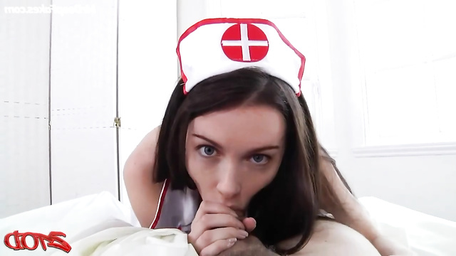 Hot nurse Cristiana Capotondi making nice blowjob at the hospital