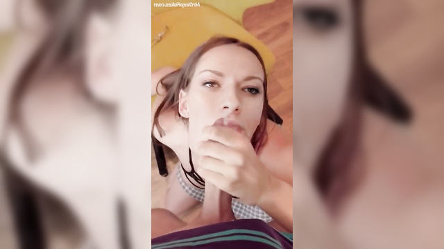 DeepFake Laura Pausini kneeling sucks cock