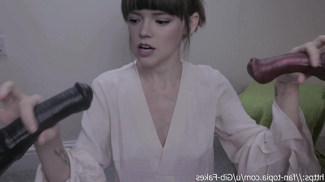 Cute Anya Taylor-Joy jerked off two dildos simultaneously [PREMIUM]