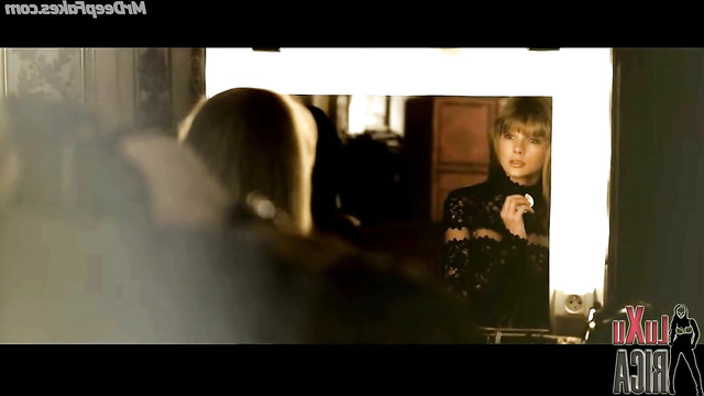 Taylor Swift masturbating in front of webcam deep fake