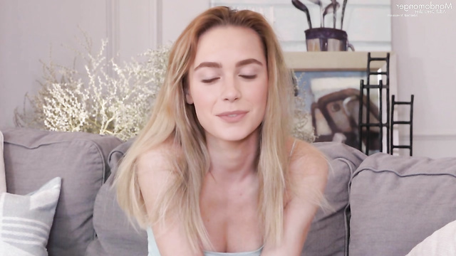 Kiernan Shipka plays with pussy and gets big cock in ass deepfake porn [PREMIUM]