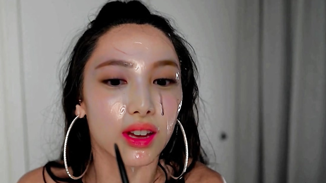 Nayeon TWICE fake video with a lot of dildos // 나연 트와이스 [PREMIUM]
