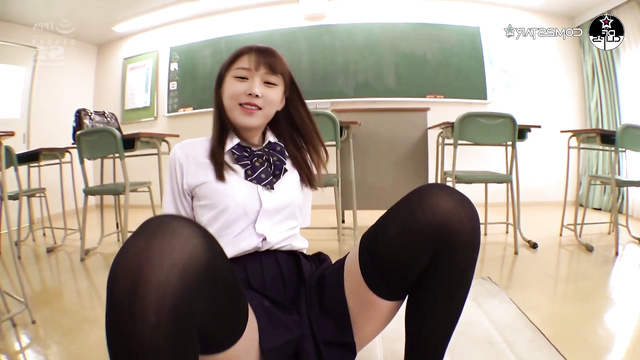 Winter (윈터 에스파) Asian schoolgirl gets fucked in her uniform / deepfake