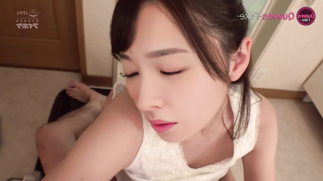 While husband don't see - Yui Aragaki cheating porn 新垣 結衣 本物の偽物