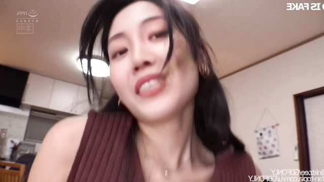 Sneaky slut Shin Hyun-been (신현빈) fucks her roomates BF 가짜 포르노 [PREMIUM]