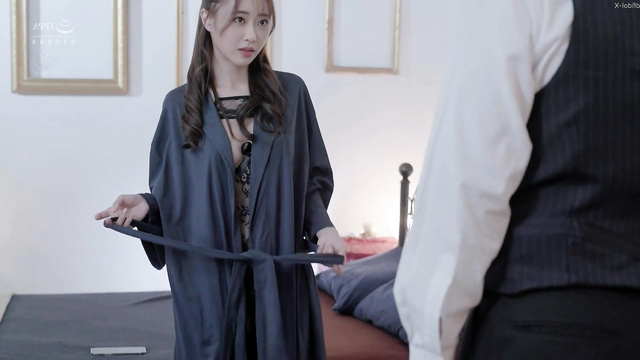 Slender young bitch is fucked by a mature man - Gyeongree (경리 나인뮤지스) ai [PREMIUM]