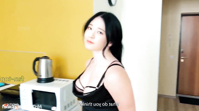 Busty babe Zhao Lusi fucked in small kitchen, ai - 赵露思 性爱场面