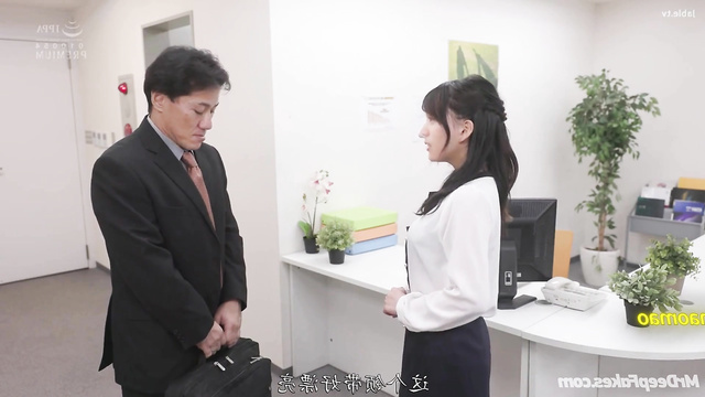 Secretary Nanase Nishino (にしの ななせ) satisfies her boss (celebrity sex)