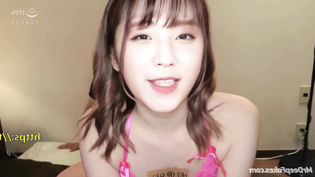 Sexy teen Yuqi 송우기 likes her nipples licked (G)I-DLE / (여자)아이들가짜 포르노