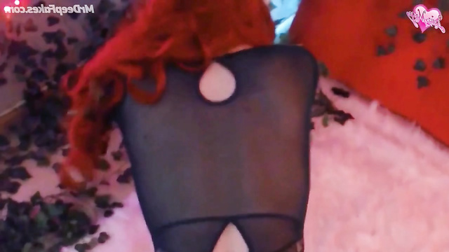 Uma Thurman redhead trans fucked hard - fake celebrity porn
