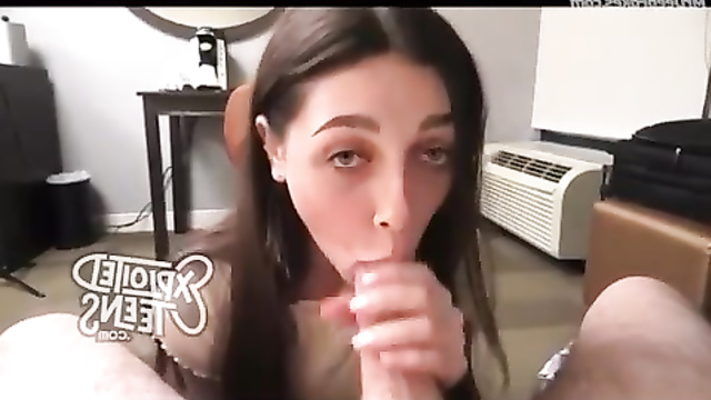 Fake Emma Chamberlain licking penis from head to balls