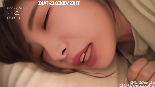 Solar (솔라) fucked by a robber & squirts all over / MAMAMOO 마마무포르노 [PREMIUM]