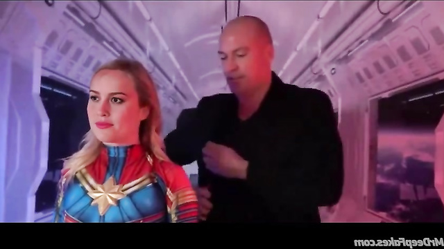 Sexy blonde Brie Larson in full control of her man / deepfake