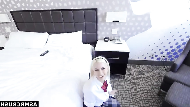 Babe in schoolgirl suit Egilea ASMR having fun in a hotel (real fake)