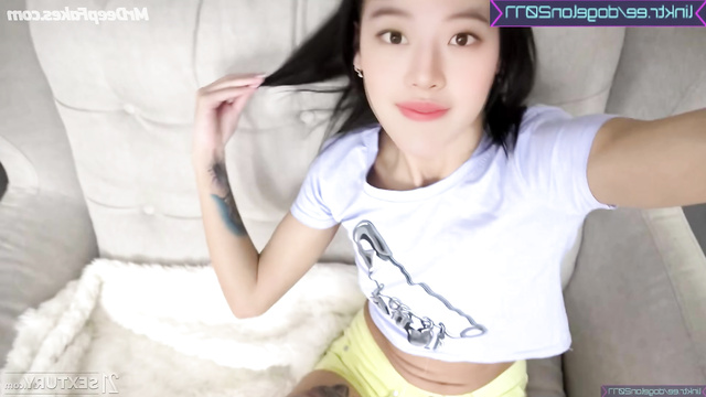 Sexy k-pop babe loves getting her ass fucked - Yujin (안유진 포르노) ai