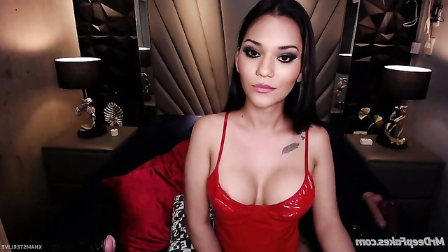 Sexy and hot brunette Andreita Palacios masturbates online deepfake