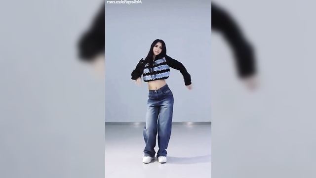 Nina Dobrev dancing hot sexy dance - deepfake video