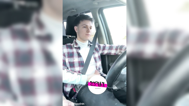 Tom Holland gets handjob & blowjob while driving a car /deepfakes