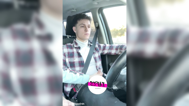Tom Holland gets handjob & blowjob while driving a car /deepfakes