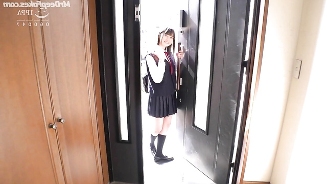 Naughty school girl Endo Sakura フェイクポルノ 遠藤さくら 乃木坂46 fakeapp porn