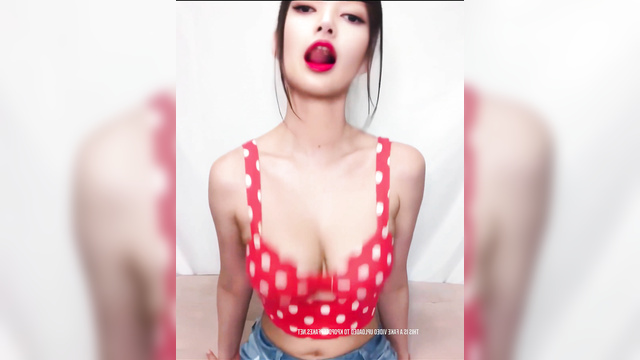 Face swap idol Lisa shaking tits (블랙핑크 포르노 리사)