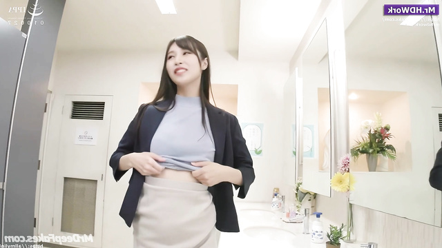 Colleagues having oral sex in the office toilet, Mina TWICE ai 미나 가짜 포르노