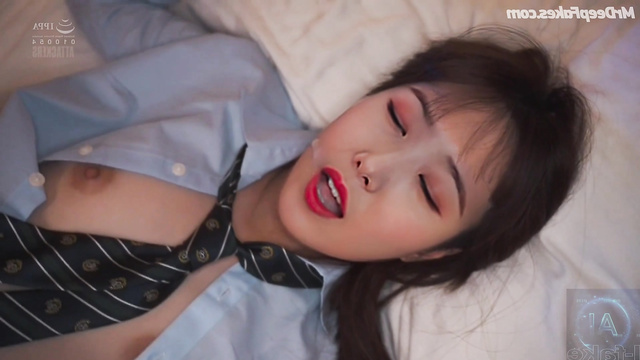 SinB (신비) gets huge load in her mouth after hot fuck / Viviz 비비지 케이팝