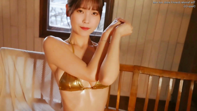 Girl in golden bikini (이지은 어른들의 비디오) IU wants to suck your balls, fakeapp