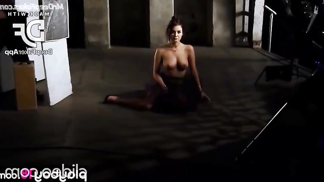 Mia Boyka shows her perfect boobs on camera - real fakes