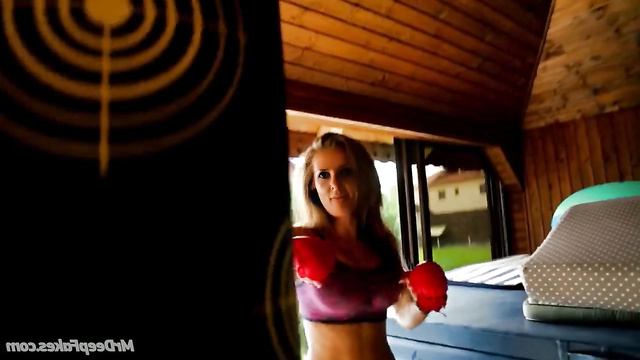 Deepfake Sissi Fleitas is training her sexy body
