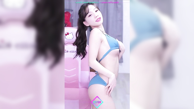 Jisoo (지수 블랙핑크) Korean beauty awaits incredible sex adventures
