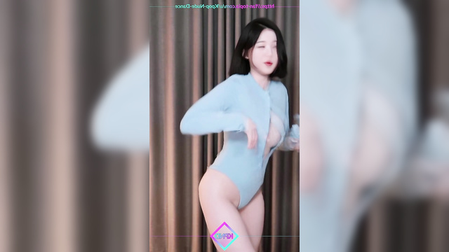 Busty girl danced for everyone who loves her songs (장원영 아이브) ai Wonyoung