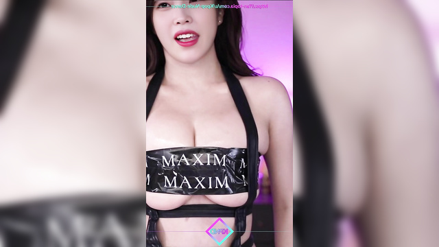 Sexy IU (이지은 섹스 장면) used to dancing for subscribers / face swap