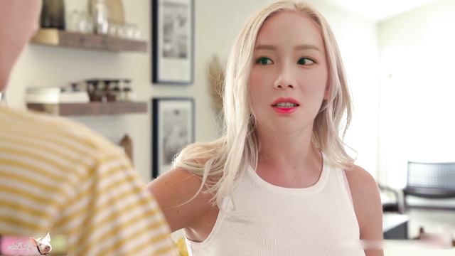 Tiny blonde Taeyeon likes in all holes, deepfake video (태연 소녀시대)