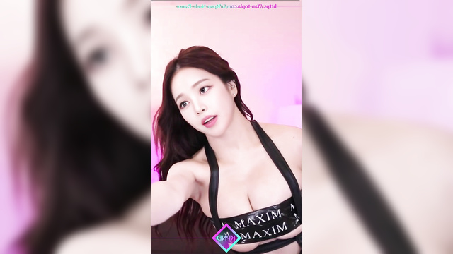 Karina/카리나 shakes her tits in hottest lingerie Korean 한국어 aespa 에스파