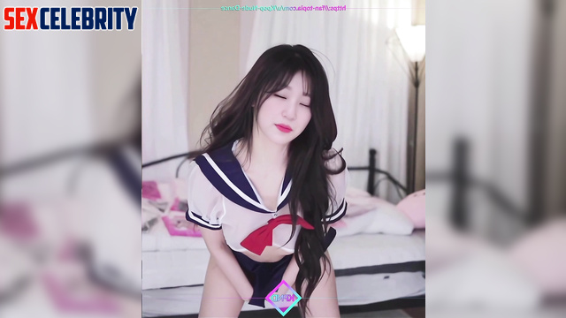 Girl loves touching her body on webcam / 백지헌 딥페이크 fake Jiheon Fromis_9