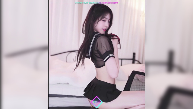 Karina (카리나) playing with her perfect tits / aespa 에스파 누드